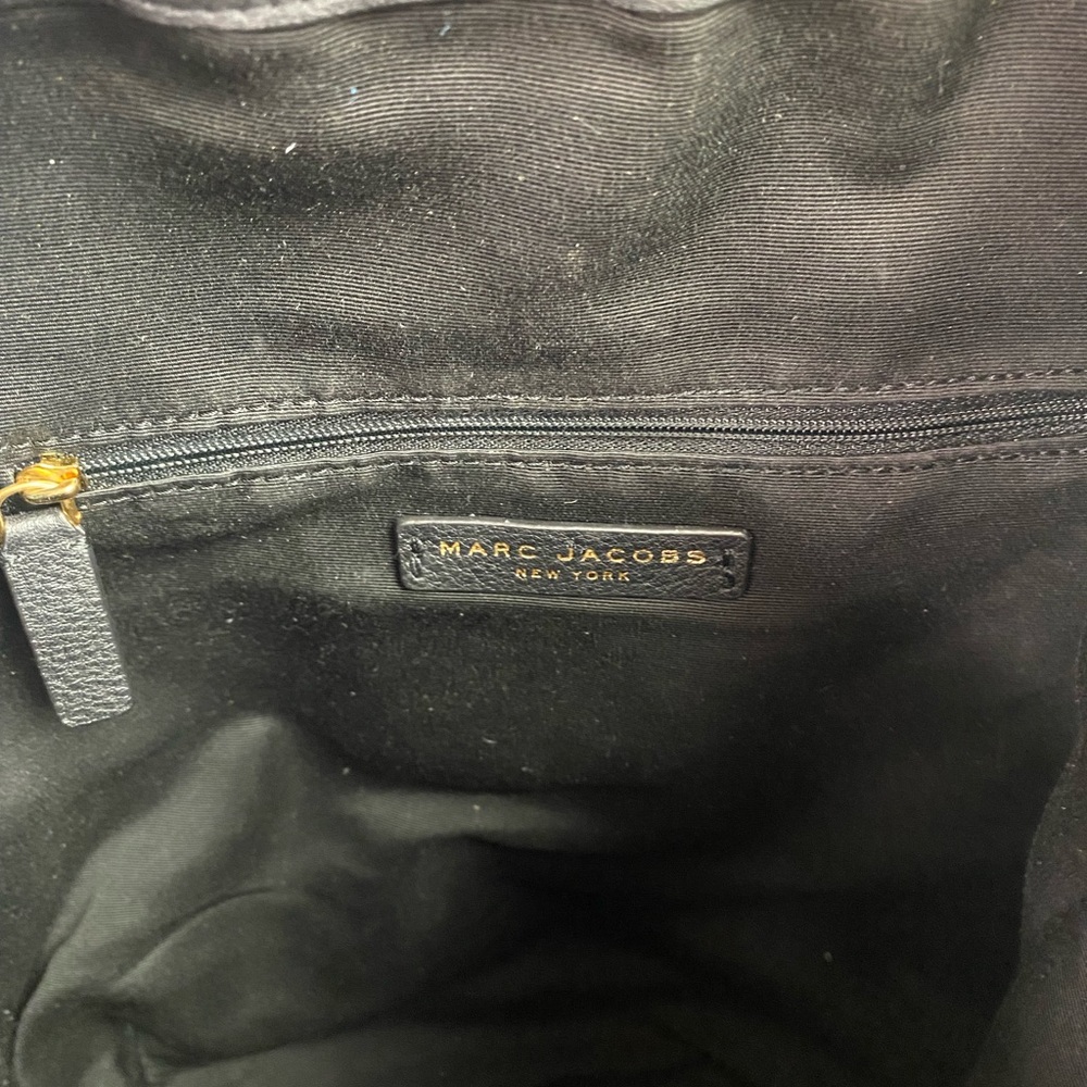 Marc Jacobs Black Leather Drawstring Backpack - Picture 10 of 12